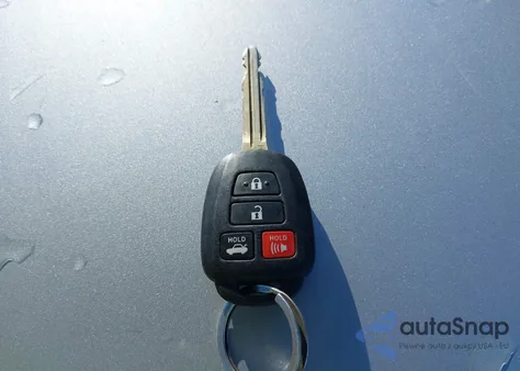 2016 Toyota Corolla S Plus z USA, uszkodzony, nr VIN 2T1BURHE1GC607655